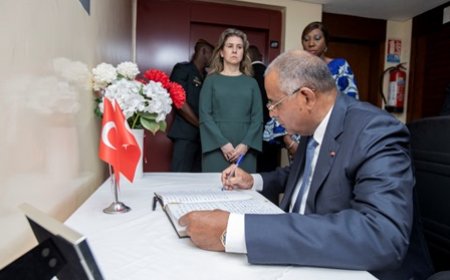 Séisme en Türkiye et en Syrie : Patrick Achi exprime la compassion de la Côte d’Ivoire