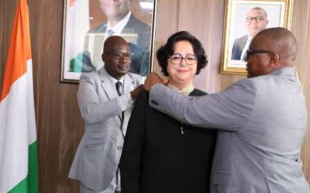 Mme Latifa Akharbach et Me Henri Bourgoin élevés au grade de Commandeur : Amadou Coulibaly les exhorte à demeurer dignes de cet honneur
