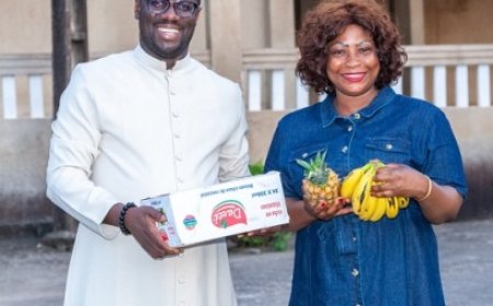 La Paroisse Sainte-Famille de la Riviera 2 reçoit des présents d’une Ong : Par Keren Bossouma/afriquematin.net