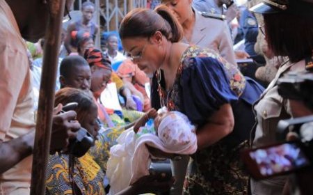 Une Côte d'Ivoire solidaire : le gouvernement plus proche des populations sinistrées