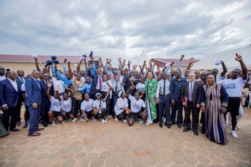 Promotion des valeurs civiques : le Premier Ministre Patrick Achi inaugure le nouveau centre de service civique de Bouaké destiné à accueillir 1 000 jeunes par an