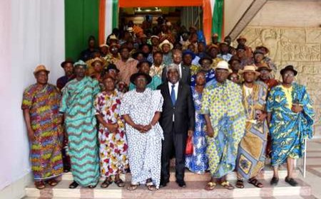 Villages du District d’Abidjan : Mambé annonce 200 kms de voies à bitumer par le Président Ouattara