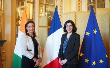 Coopération culturelle : la ministre Françoise Remarck et son homologue française Rima Abdul Malak évoquent le retour du Tam Tam parleur ‘’Djidji Ayokwè’’