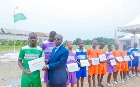 Service civique : 384 élèves bénéficiaires des formations relatives au ''Parcours citoyen" font leur sortie