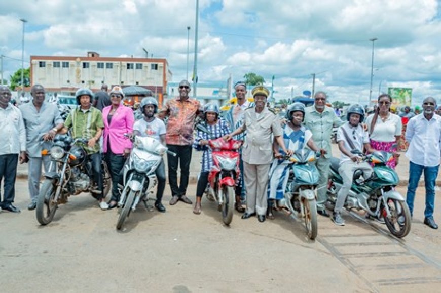 Yamoussoukro /  Protection des usagers de la route : Souleymane Diarrassouba équipe 300 motocyclistes