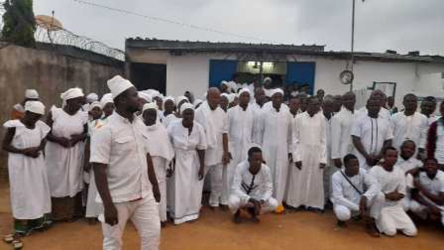 Bouaké : Les fidèles de la communauté Déhima prient pour la paix et la cohésion sociale.