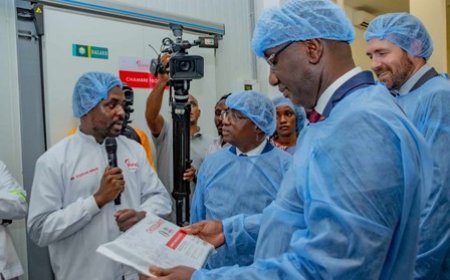 Industrie-agroalimentaire : le ministre Souleymane Diarrassouba inaugure l’usine de fabrication de chocolat de PURATOS Côte-d’Ivoire