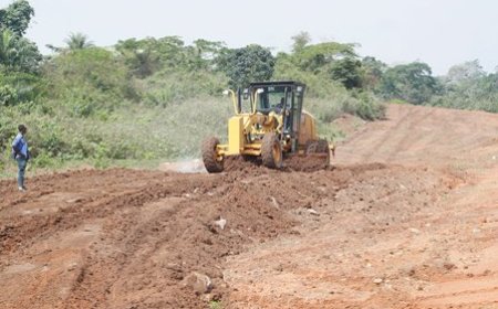 Entretien routier :  974,1 km de routes en terre reprofilés par le PsGouv2 de janvier 2022 à fin mars 2023