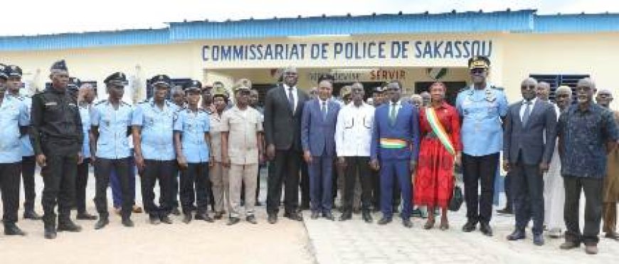 Le ministre Vagondo Diomandé met en service le premier commissariat de police de Sakassou