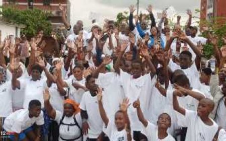 Promotion du sport en milieu religieux : chrétiens et musulmans marchent pour lutter contre la sédentarité et les maladies non transmissibles.