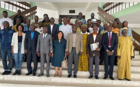 La Plateforme des Centrales Syndicales offre un espace aux travailleurs migrants à Abidjan