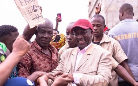 Municipales 2023 à Yopougon : Les actions de proximité d'Adama Bictogo qui font la différence