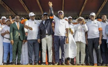 Bouaké : Amadou Koné présente son concept Bouaké nouveau aux populations.