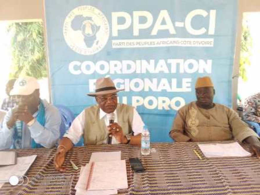 Elections locales Korhogo : PPA CI    les candidats  en conclave ave les conseillers municipaux et régionaux
