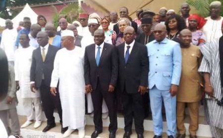 Installation du Conseil Régional du Poro, Fidèle Gboroton Sarassoro   (F.G.S) dans son fauteuil de commandement.
