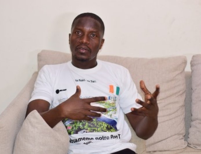 Hugues Tiémélé dévoile sa marque de vêtements, un point, un trait