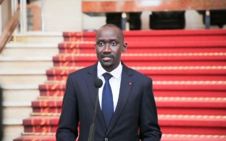 Le Président de la République Alassane Ouattara met fin aux fonctions du Premier ministre et à celles des membres du gouvernement