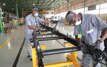 École de la deuÉcole de la deuxième chance (E2C) : une réponse à la problématique de l’insertion professionnelle des jeunese chance (E2C) : une réponse à la problématique de l’insertion professionnelle des jeunes