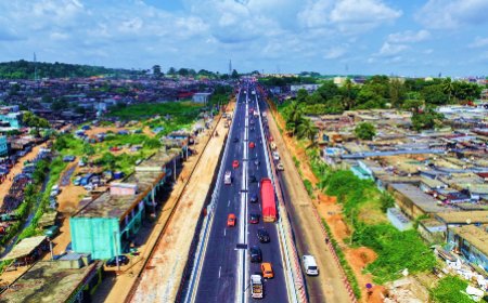 L'échangeur du "Carrefour MACACI" : une infrastructure routière au service de la fluidité entre Abobo et Adjamé