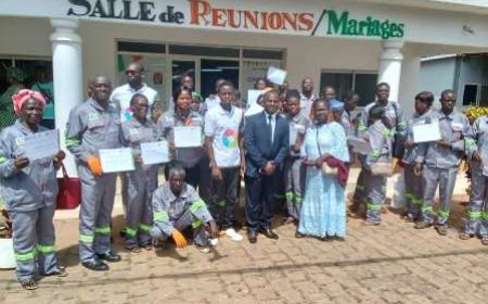 Bouaké : Les opérateurs de la filière manioc de la région de Gbêkè et du Bélier formés à Bouaké