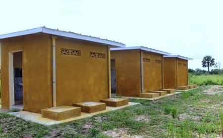 Latrines en milieu scolaire : La construction de toilettes améliore l'environnement des écoles