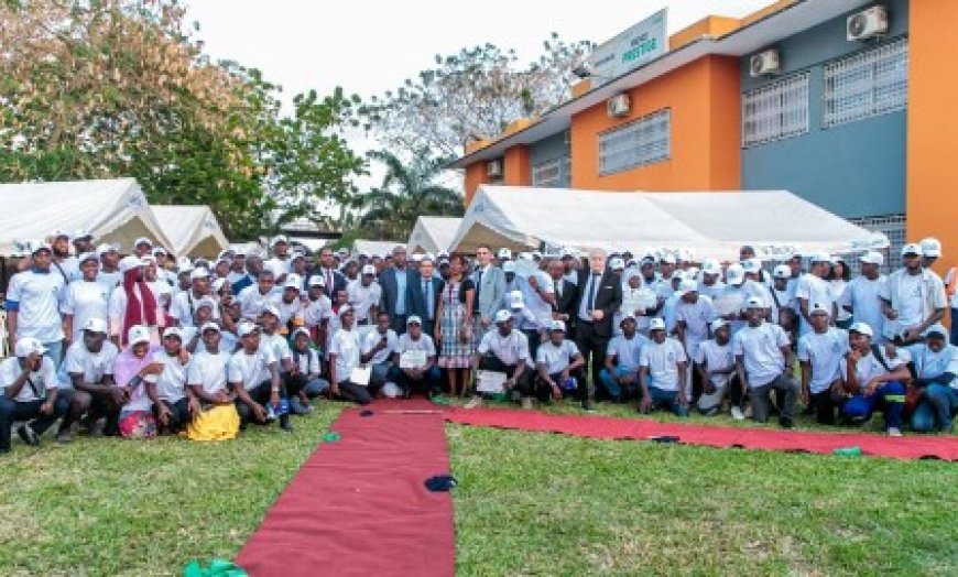 Formation et insertion professionnelle : 500 jeunes formés aux métiers de la manutention, du BTP et des phytosanitaires reçoivent leurs certificats