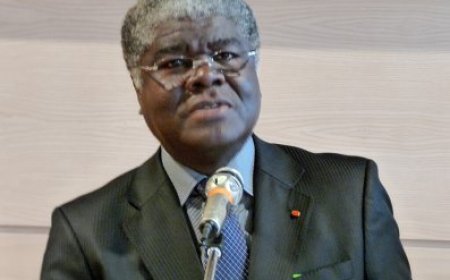 Le Premier Ministre Robert BEUGRE MAMBE au Lycée Technique d’Abidjan ce vendredi : Le Premier Ministre lance, ce vendredi, les travaux de construction d’un internat de 2300 lits