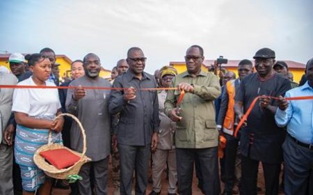 Projet "Port Sec de Ferkessédougou" : Le gouvernement remet les clés de 200 logements aux populations impactées de Dékokaha