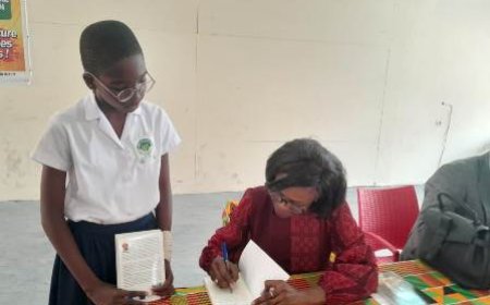 YOPOUGON : UN CAFÉ LITTÉRAIRE POUR RÉCONCILIER LES ÉLÈVES AVEC LE LIVRE.   