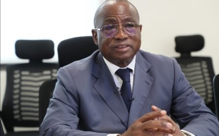 Koffi N’Guessan, Ministre de l’Enseignement technique, de la Formation professionnelle et de l’Apprentissage : « L’École de la Deuxième Chance (E2C), c’est donner l’espoir et l'occasion à un jeune d'avoir la compétence dans un domaine bien précis et d’aller travailler. ».