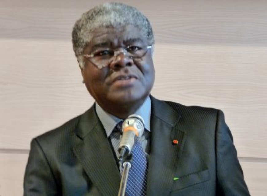 Le Premier Ministre Robert BEUGRE MAMBE au Lycée Technique d’Abidjan ce vendredi : Le Premier Ministre lance, ce vendredi, les travaux de construction d’un internat de 2300 lits