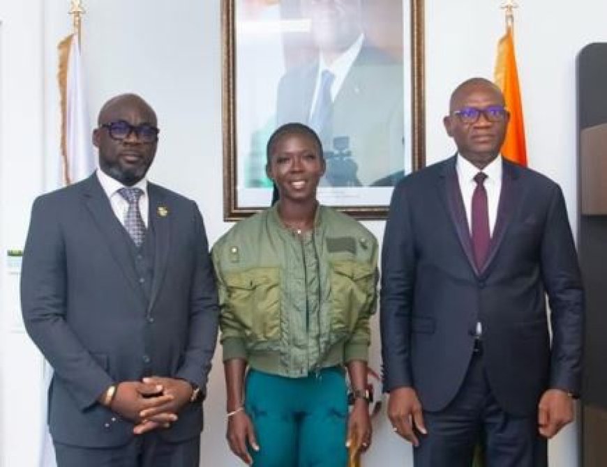 Le Ministre Adjé Silas Metch écoute les Préoccupations de Koné Maboundou pour les Jeux Olympiques de Paris 2024