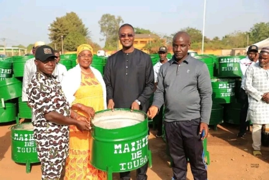 Touba/ Lutte contre l'insalubrité: Le maire Moussa Sanogo dote les quartiers de poubelles
