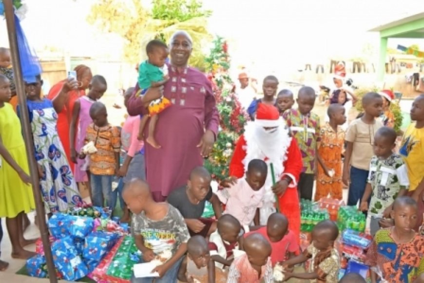Daloa : L’ambassadeur Aly Touré s’engage à être le grand frère des orphelins