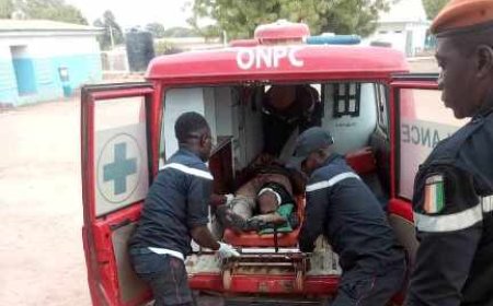 SINEMATIALI: Les sapeurs pompiers civils portes secours à un accidenté de travail