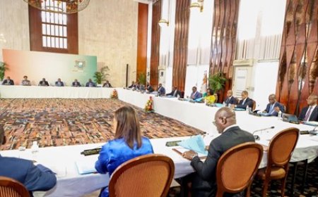 Justice et diplomatie : la Côte d’Ivoire adopte deux décrets