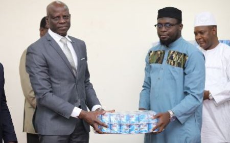 Jeûne chrétien et musulman : le ministre Adama Diawara solidaire des enseignants, personnels et étudiants de l’université Félix Houphouët-Boigny