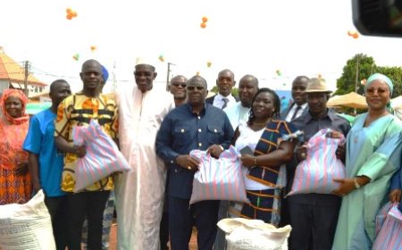 Appui à la sécurité alimentaire dans la région d’Odienné : le gouvernement distribue des tonnes d’intrants et de semences améliorées aux producteurs