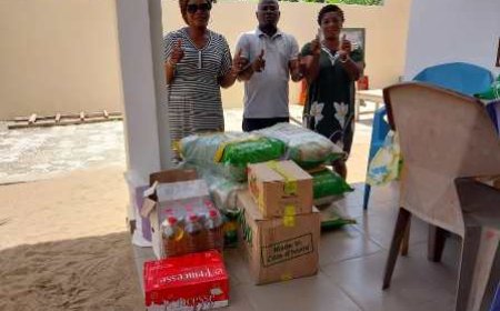 Le Ministre Adjé METCH  offre des dons aux populations des grands ponts