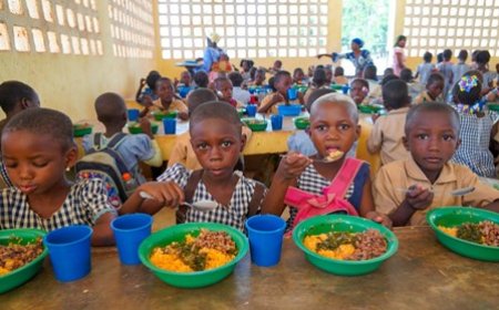 Cantine scolaire de l’EPP de Sikolo (Région du Tchologo) : 285 rationnaires planifiés soulagés grâce à l’appui du groupement agricole de la localité