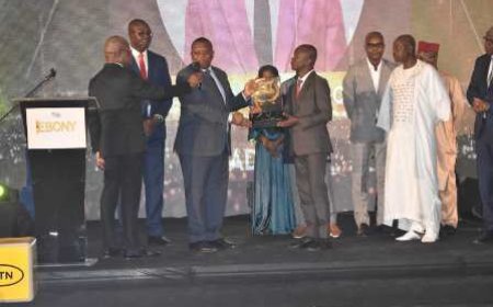 Yamoussoukro : Le ministre Amadou Coulibaly invite les journalistes à la professionnalisation.