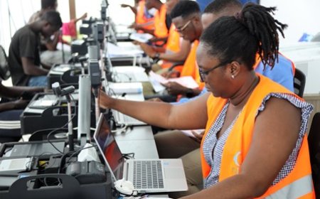 Réglementation et lois sur la protection des travailleurs, au centre de la conférence de presse "Tout Savoir Sur", ce mardi 30 avril