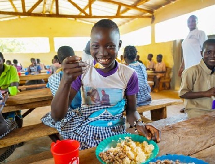 Le PSGouv visite la cantine scolaire de l'EPP Katanra (Boundiali) en vue d'une amélioration qualitative au profit des 165 rationnaires