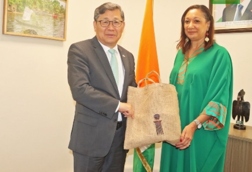 Coopération culturelle : la ministre Françoise Remarck échange avec le Vice-ministre sud-coréen de la Culture, Chung Byong Keuk