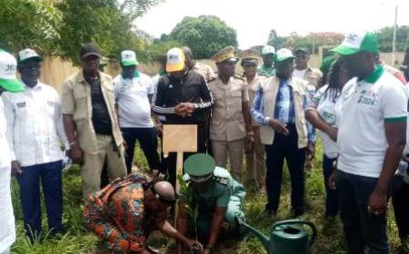 Les JFAC 2024 à Béoumi /Jacques Assahoré Konan aux populations : « Notre humanité est en danger du fait des réchauffements climatiques à cause du comportement humain »
