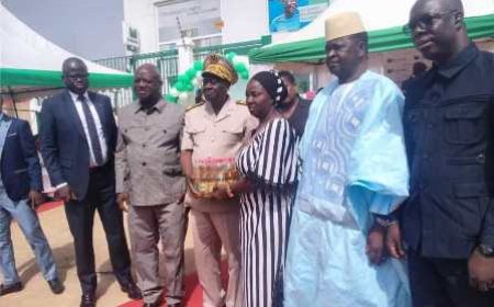 Korhogo : Une banque offre des vivres aux veuves et orphelins