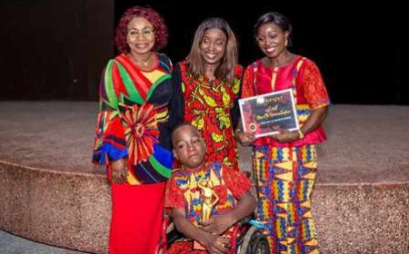 Gala des maternelles des mères héroïnes célébrées