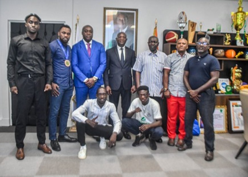 Championnat africain de muaythaï: l’ivoirien médaillé de bronze reçu en audience par le ministre Silas Metch