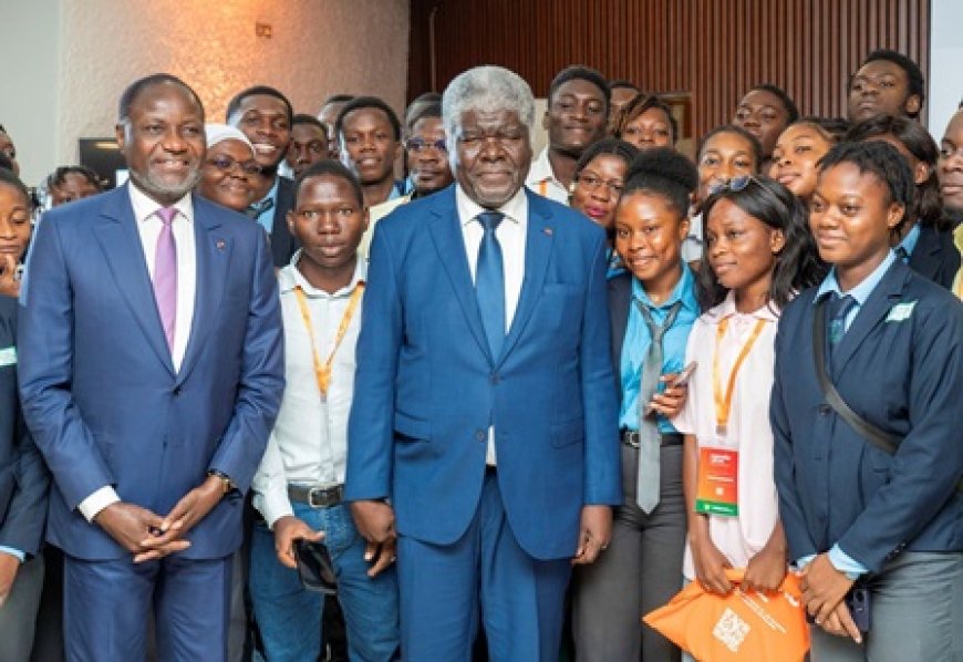 Secteur pétrolier et gazier : Le Premier Ministre Robert Beugré Mambé a procédé au lancement de la plateforme numérique dédiée au contenu local