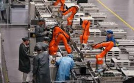 Xi Jinping met l'accent sur l'amélioration du système corporatif moderne à la chinoise